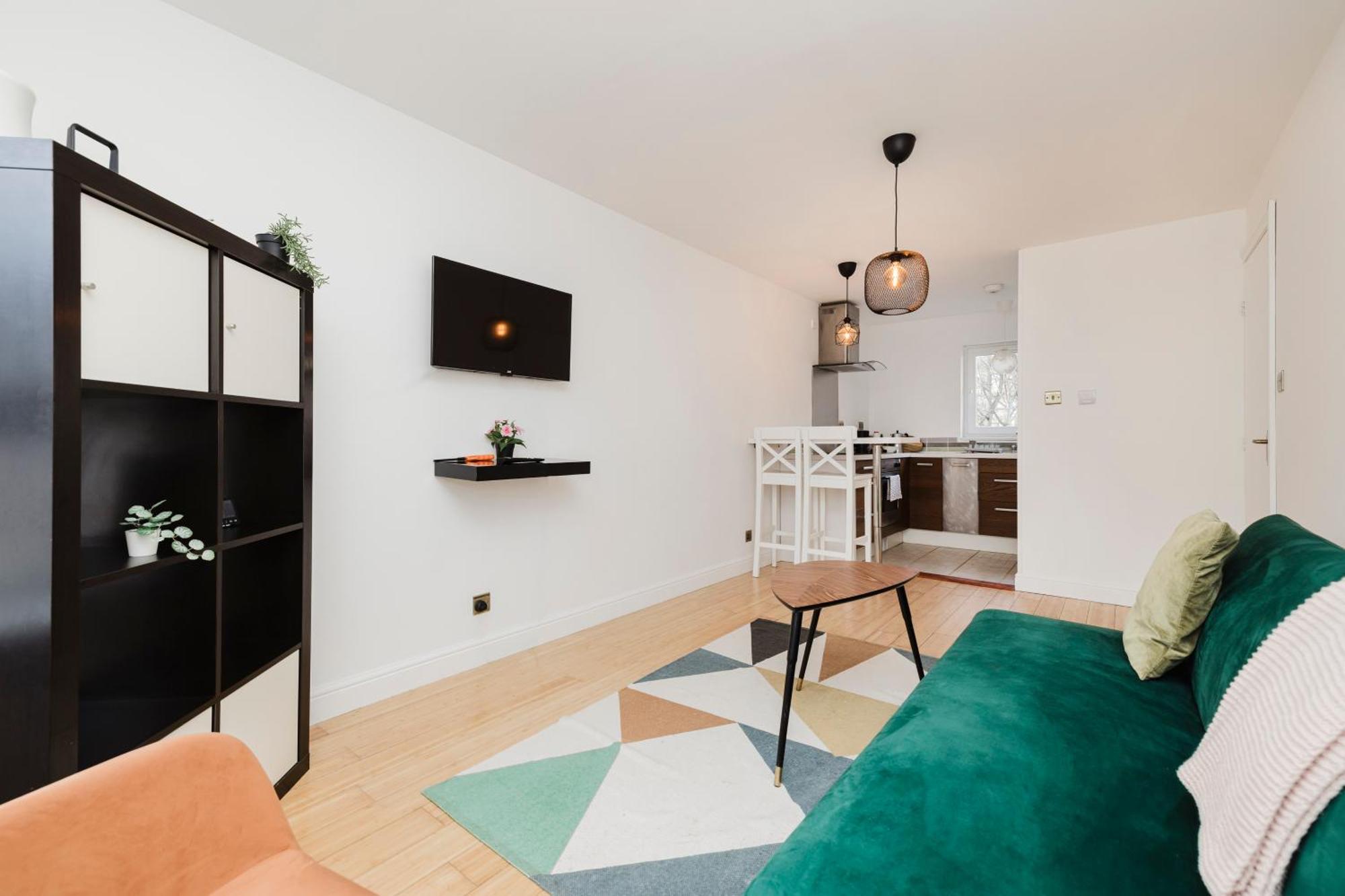 Appartamento Joivy Welcoming Flat Near Park Edimburgo Esterno foto