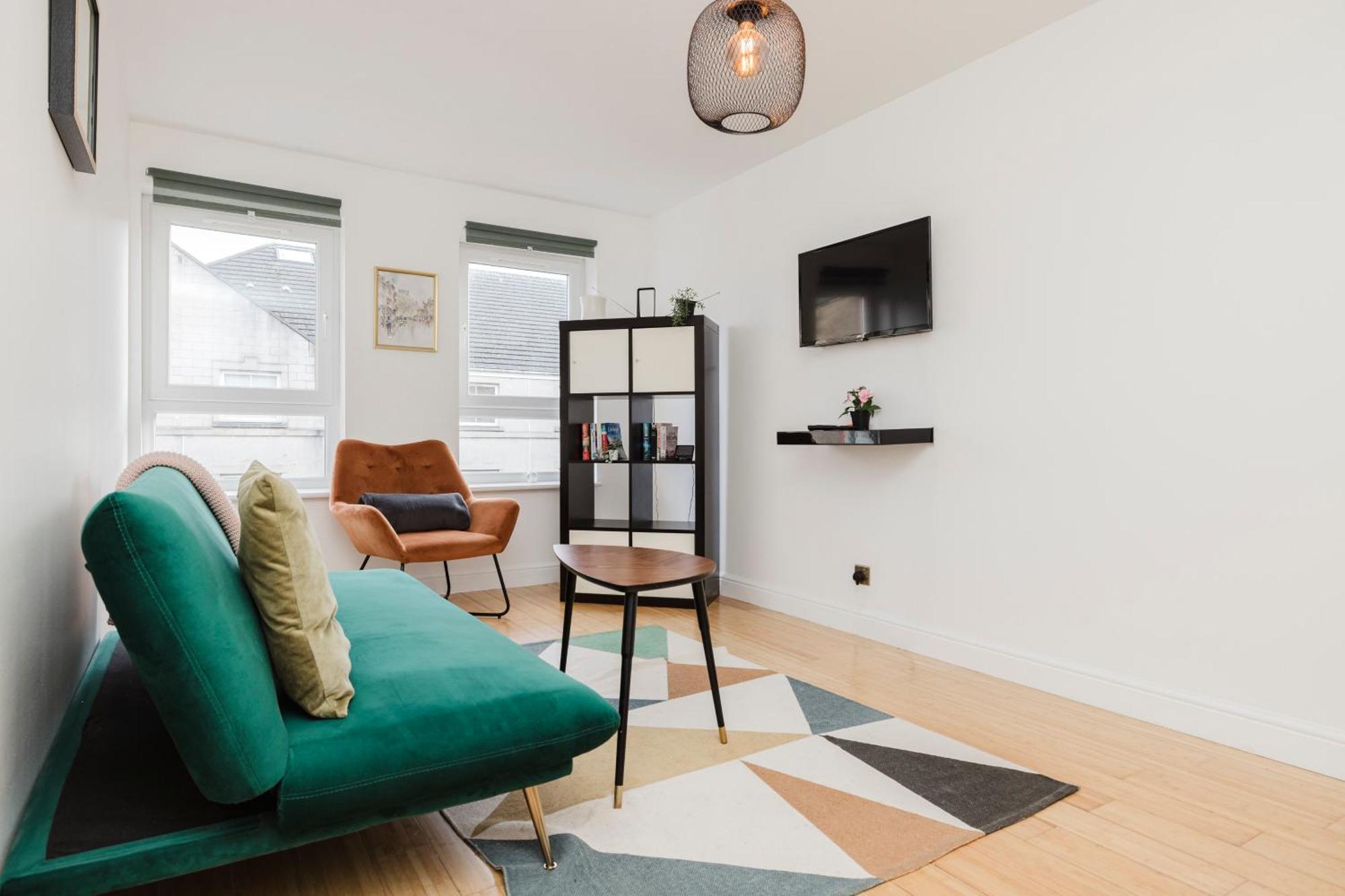 Appartamento Joivy Welcoming Flat Near Park Edimburgo Esterno foto