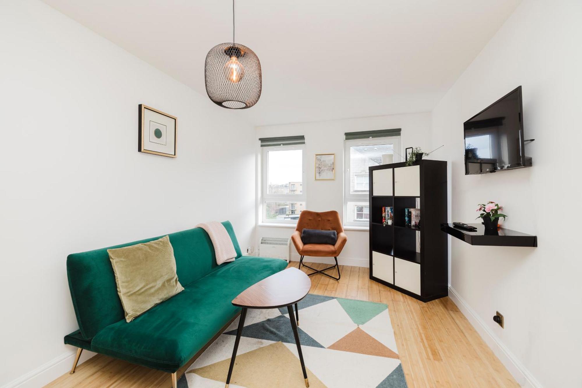 Appartamento Joivy Welcoming Flat Near Park Edimburgo Esterno foto
